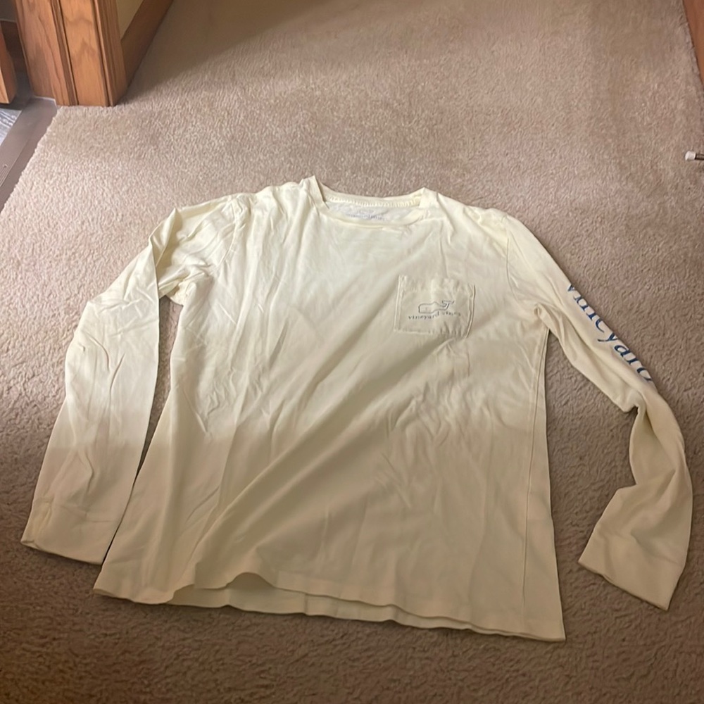 Vineyard Vines size S color yellow